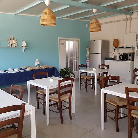 Un Passo Dal Mare - Guest House Лидо-ди-Фонди Экстерьер фото
